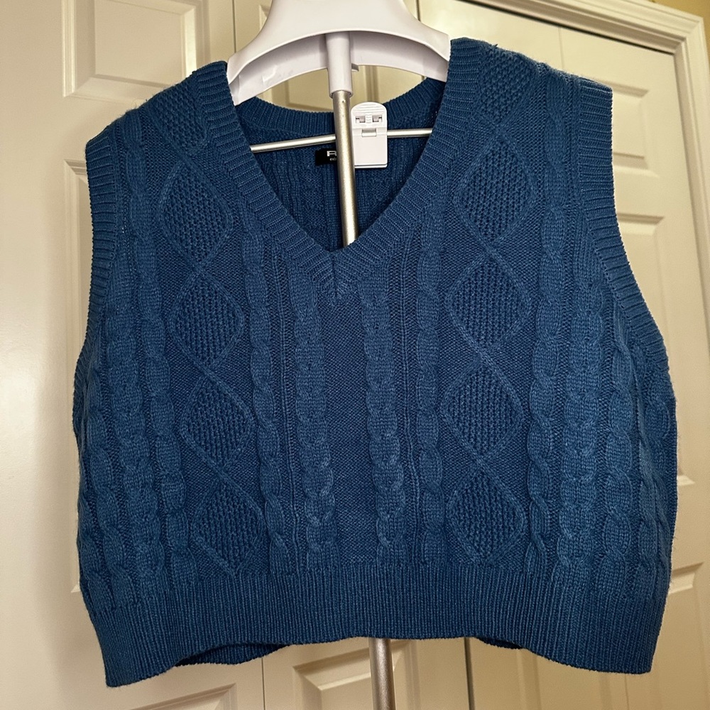 Cropped Blue Knit Sweatervest